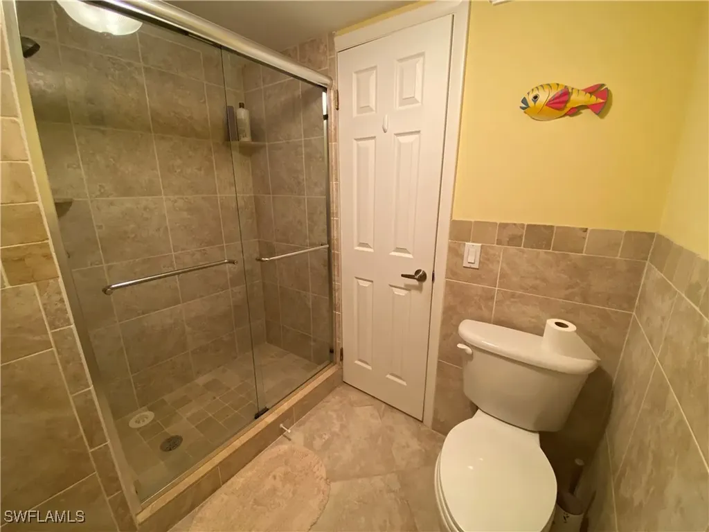 555 Park Shore Drive Naples FL 34103