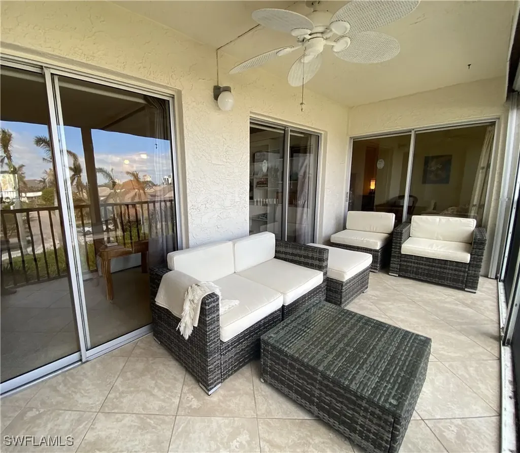 555 Park Shore Drive Naples FL 34103