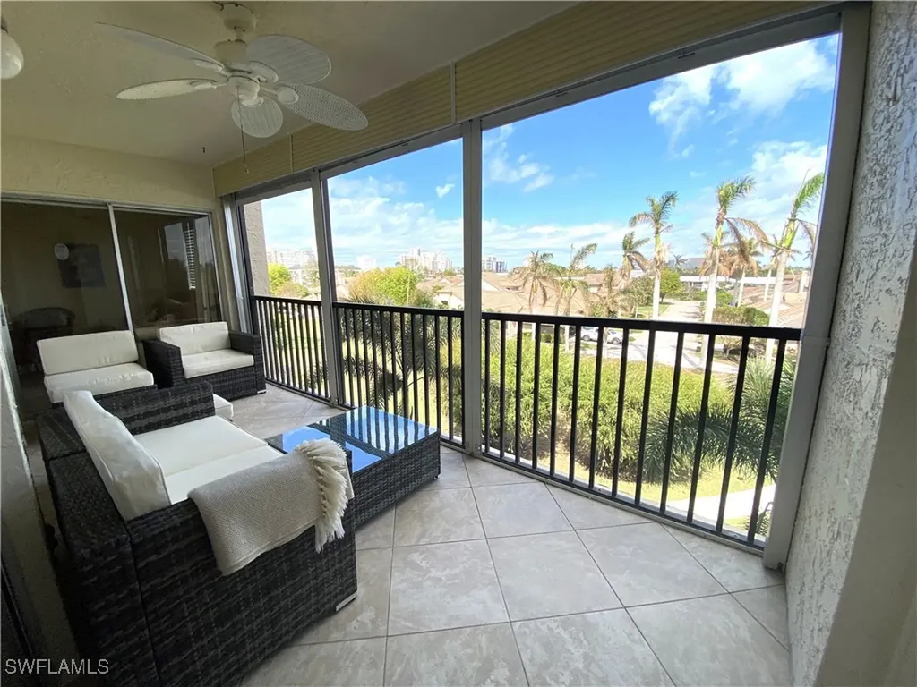 555 Park Shore Drive Naples FL 34103