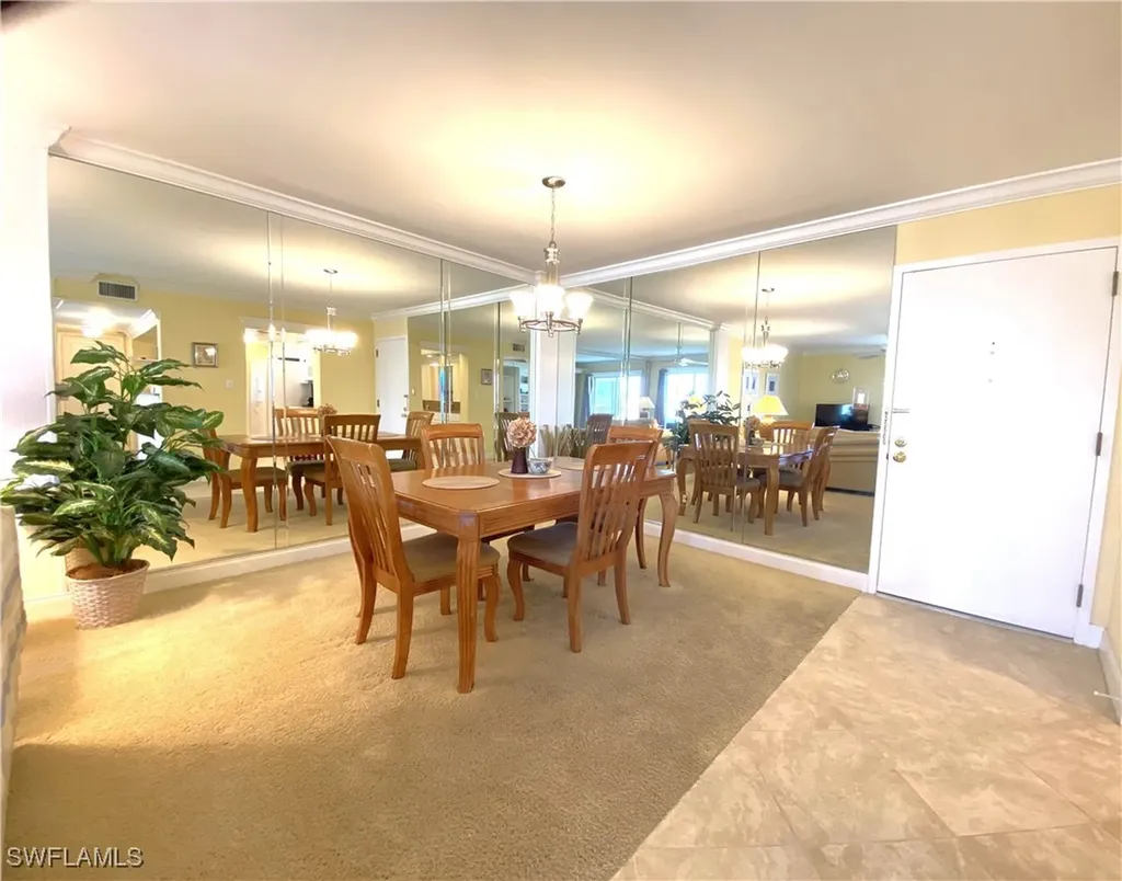 555 Park Shore Drive Naples FL 34103