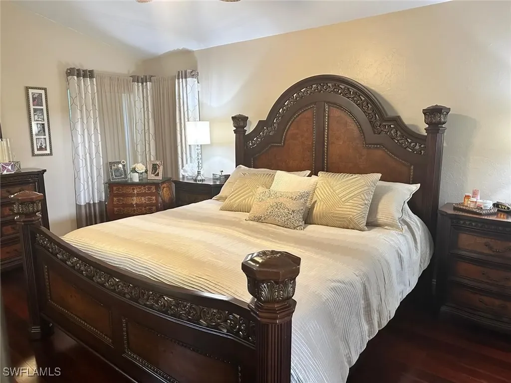 6631 Middlesex Place Naples FL 34104