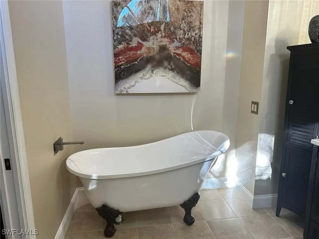 6631 Middlesex Place Naples FL 34104