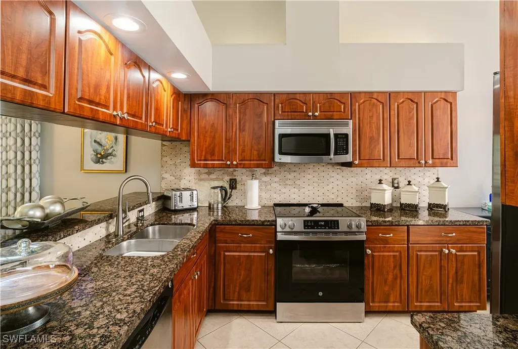 6631 Middlesex Place Naples FL 34104