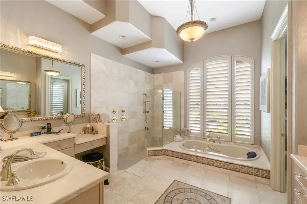 179 Cheshire Way Naples FL 34110