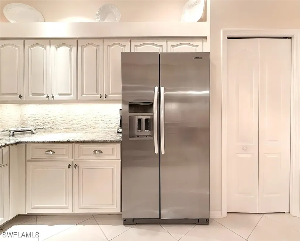 8854 Naples Heritage Drive Naples FL 34112
