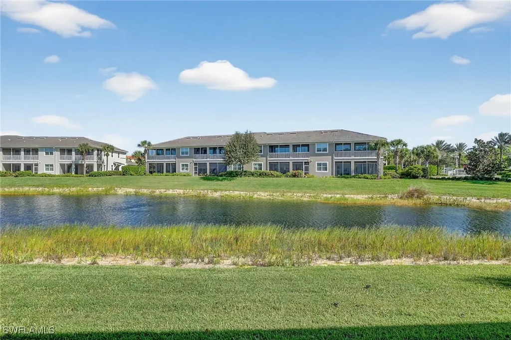 6960 Avalon Circle Naples FL 34112