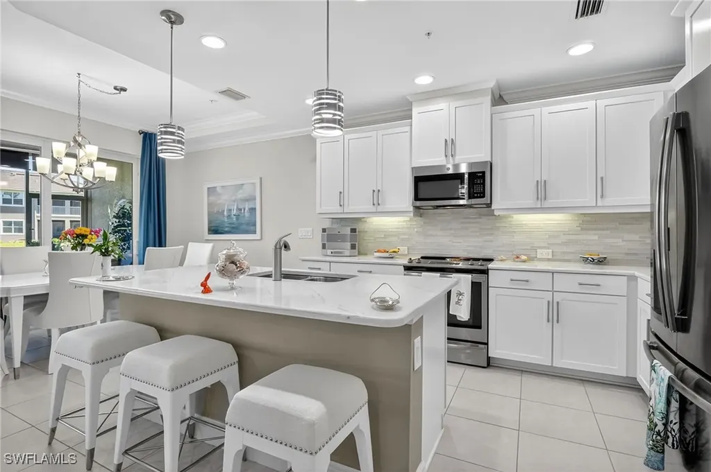 6960 Avalon Circle Naples FL 34112