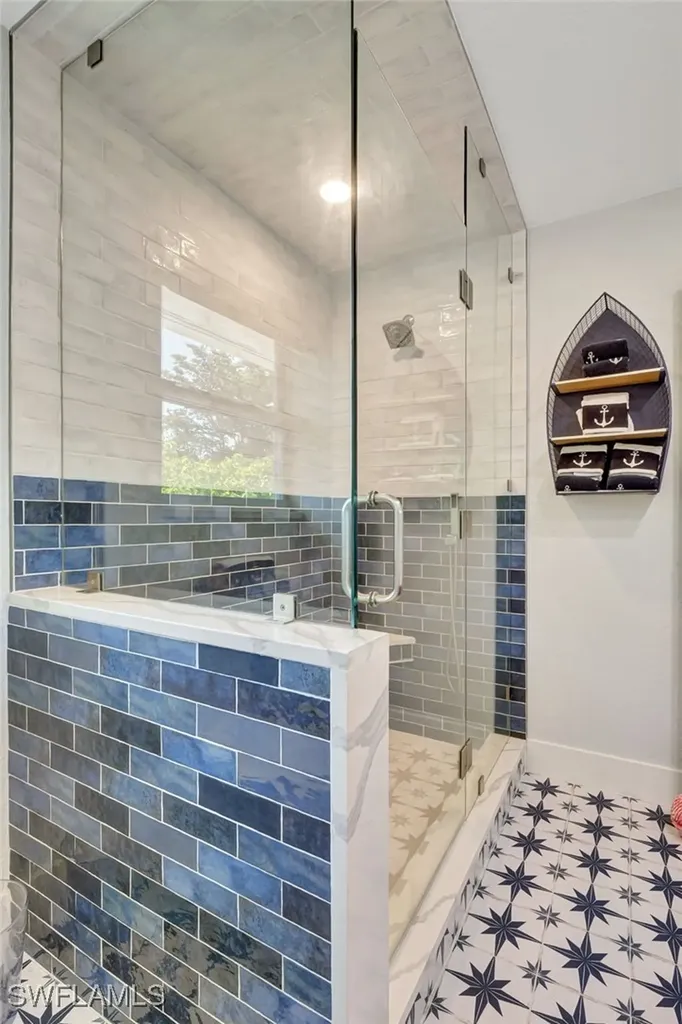 193 Cocohatchee Street Naples FL 34110