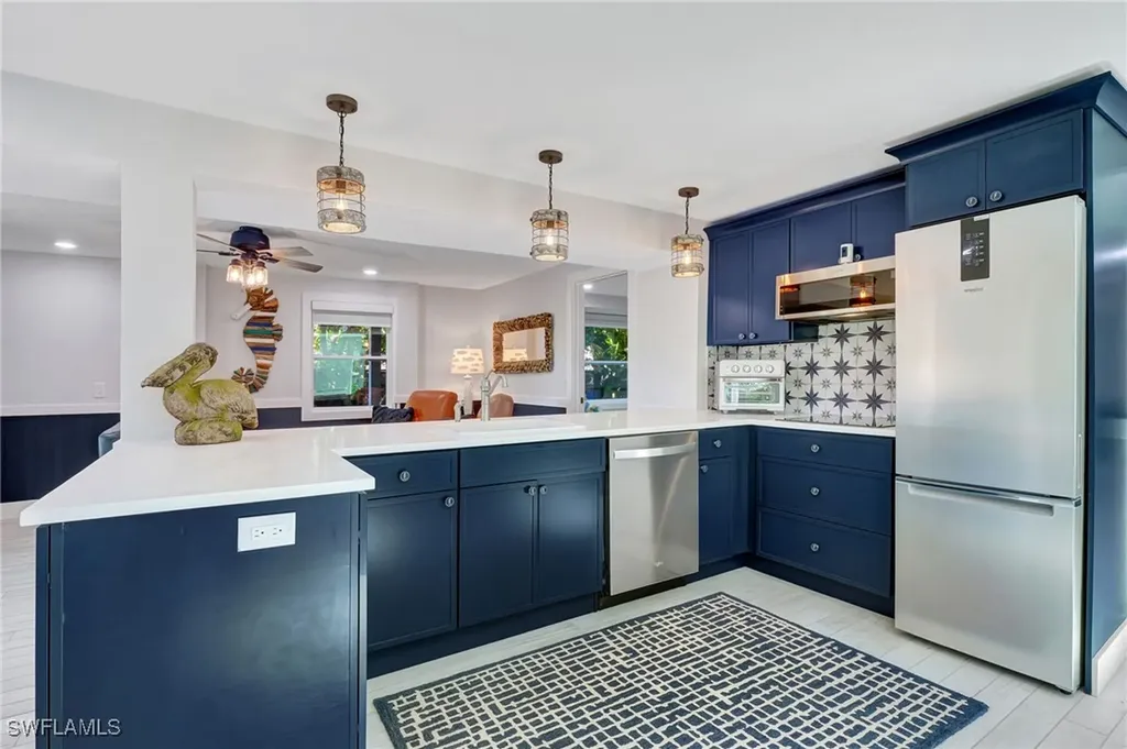 193 Cocohatchee Street Naples FL 34110