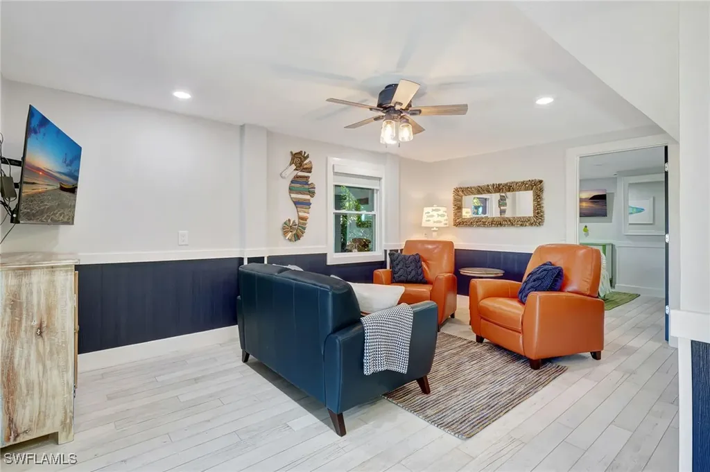 193 Cocohatchee Street Naples FL 34110