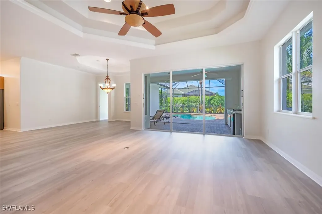 10800 Fieldfair Drive Naples FL 34119