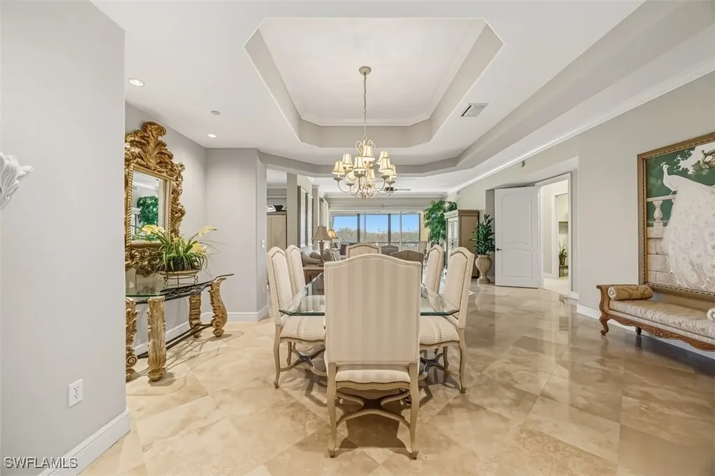 560 El Camino Real Naples FL 34119