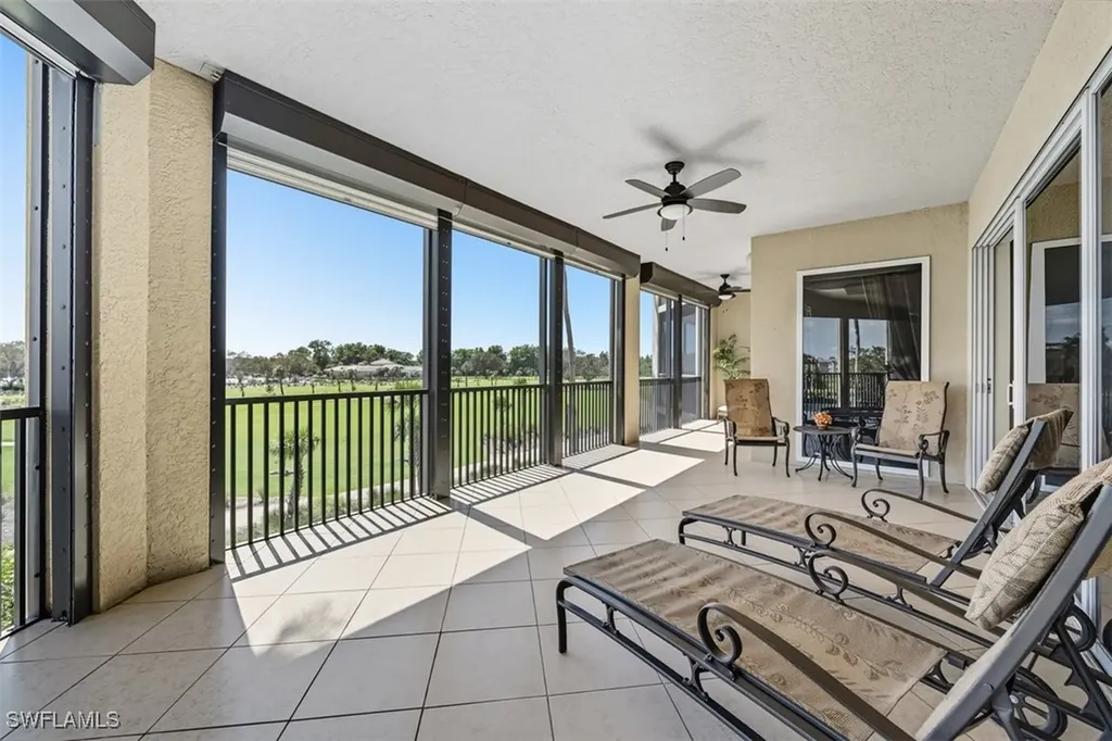 560 El Camino Real Naples FL 34119