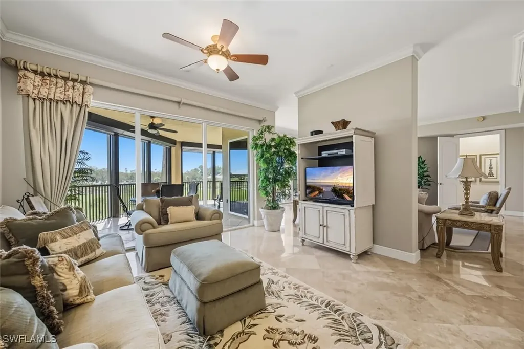 560 El Camino Real Naples FL 34119