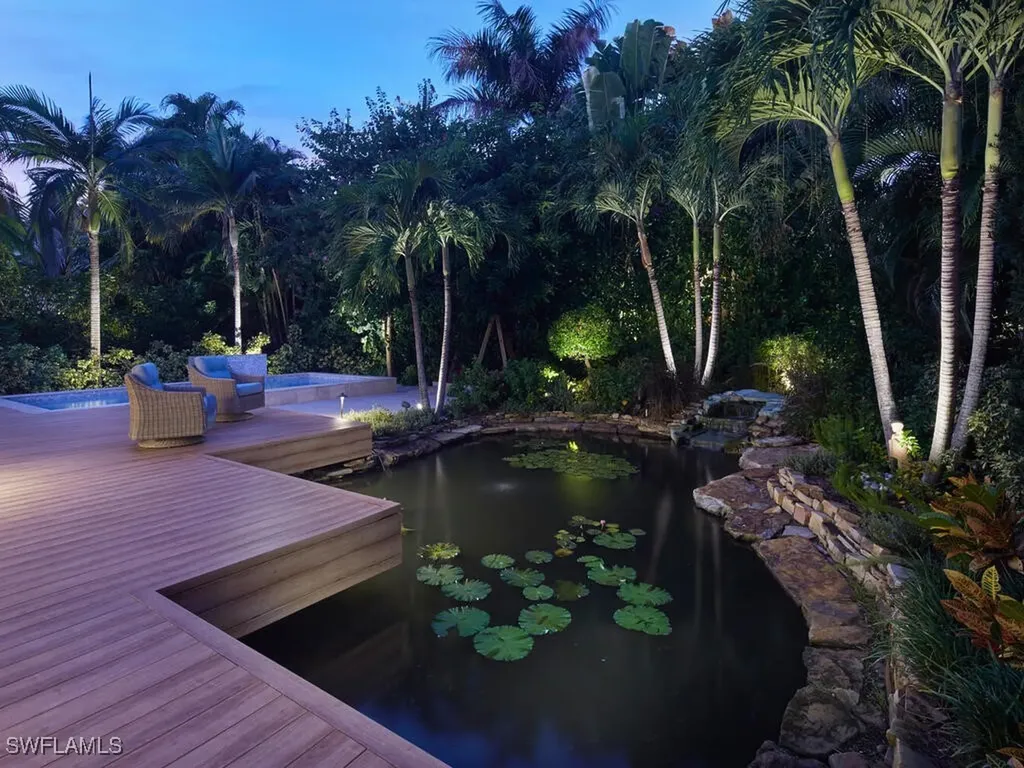 355 7th Avenue S Naples FL 34102