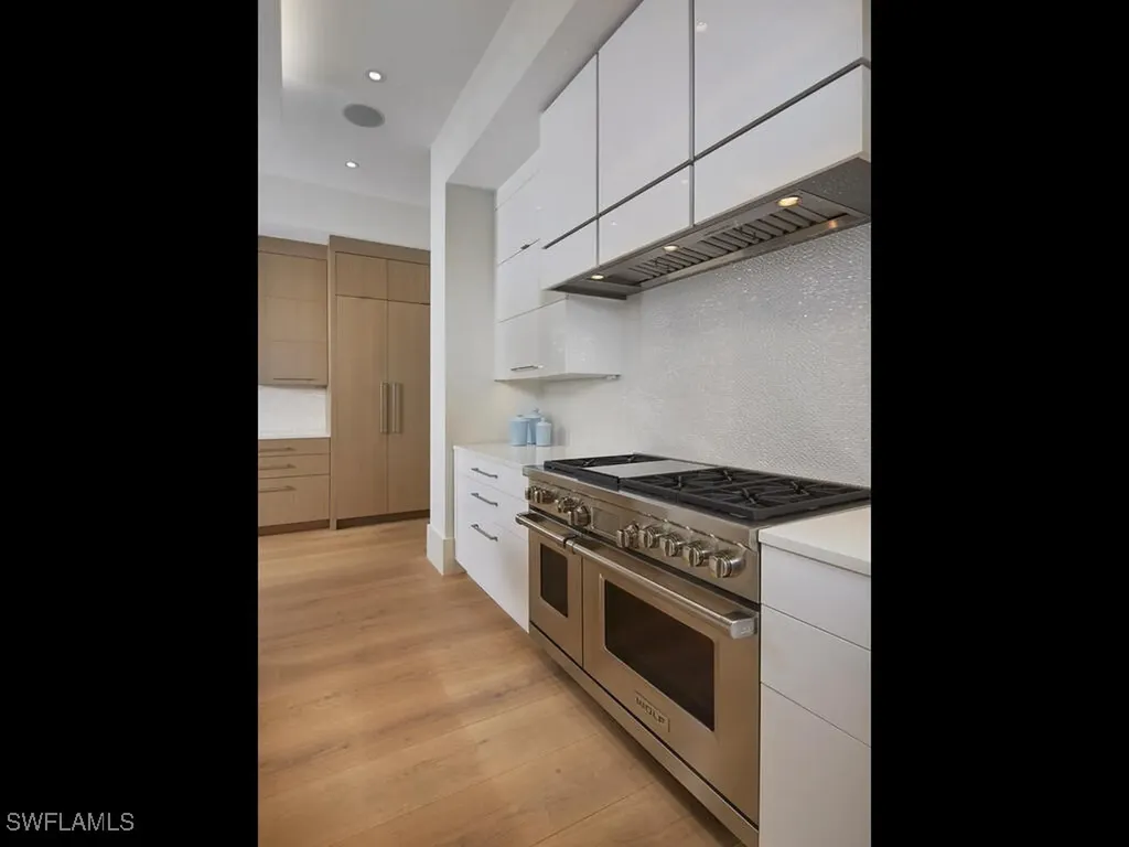 355 7th Avenue S Naples FL 34102