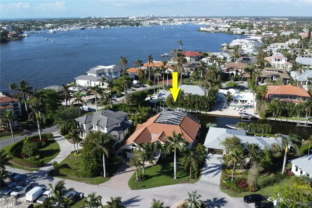1275 Cobia Court Naples FL 34102