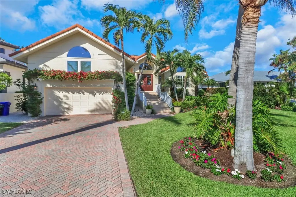 1275 Cobia Court Naples FL 34102