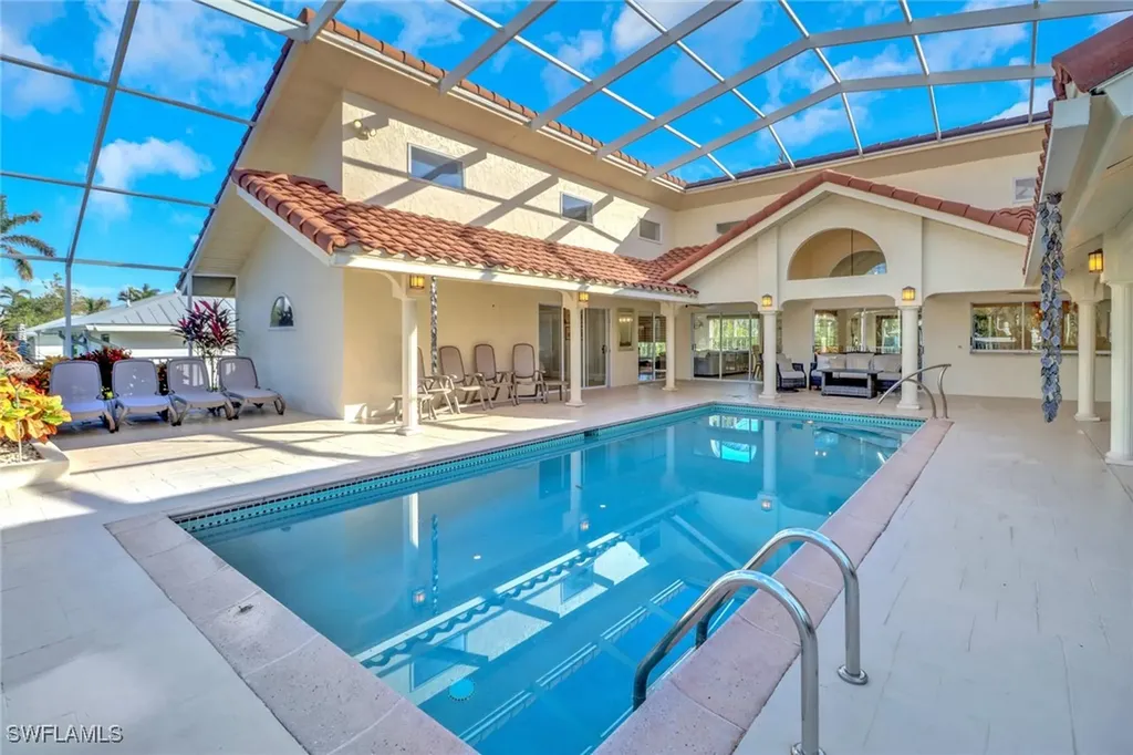 1275 Cobia Court Naples FL 34102