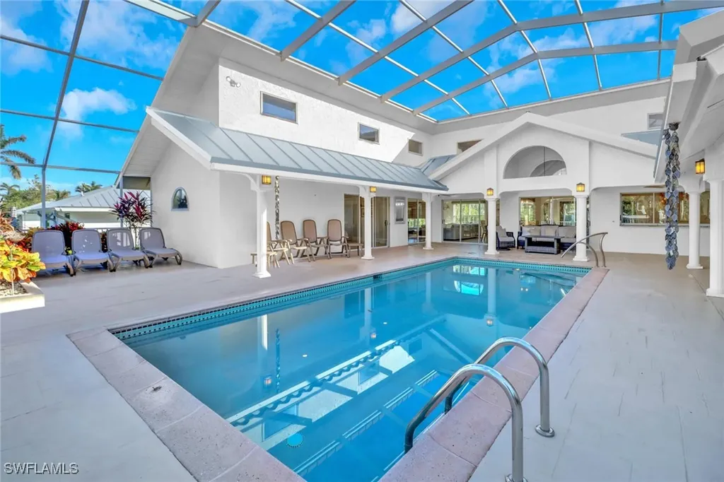 1275 Cobia Court Naples FL 34102