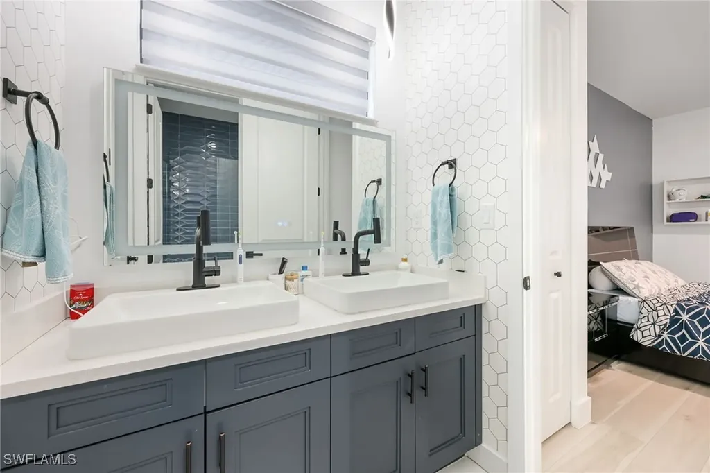 5081 Isidora Lane Ave Maria FL 34142