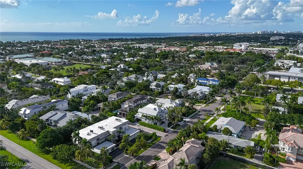 991 8th Street S Naples FL 34102