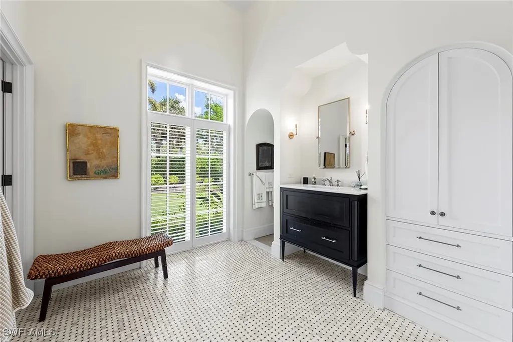 28740 Blaisdell Drive Naples FL 34119