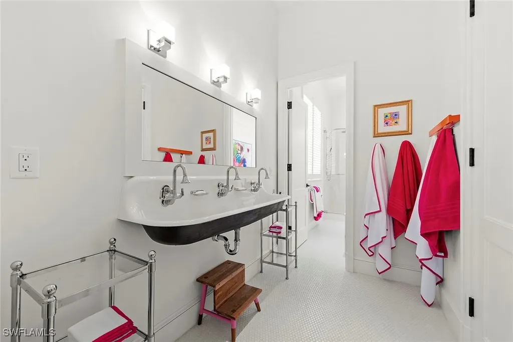 28740 Blaisdell Drive Naples FL 34119