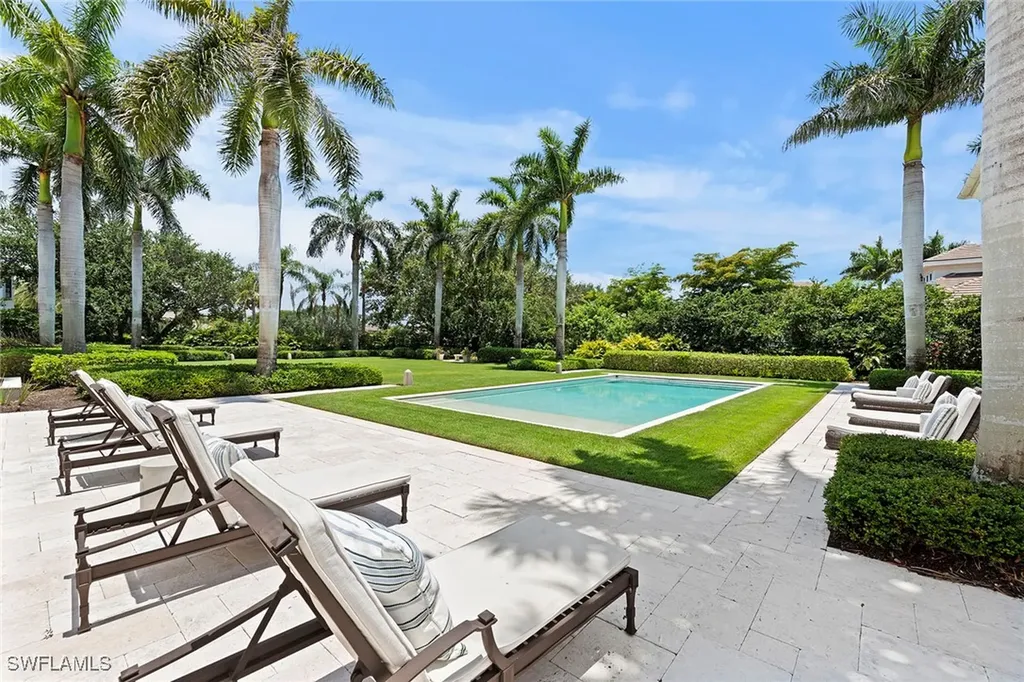 28740 Blaisdell Drive Naples FL 34119