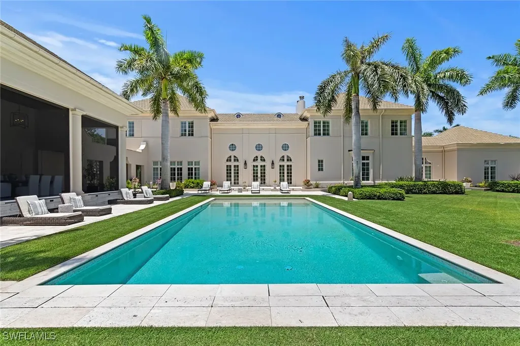 28740 Blaisdell Drive Naples FL 34119