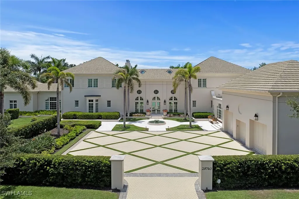 28740 Blaisdell Drive Naples FL 34119