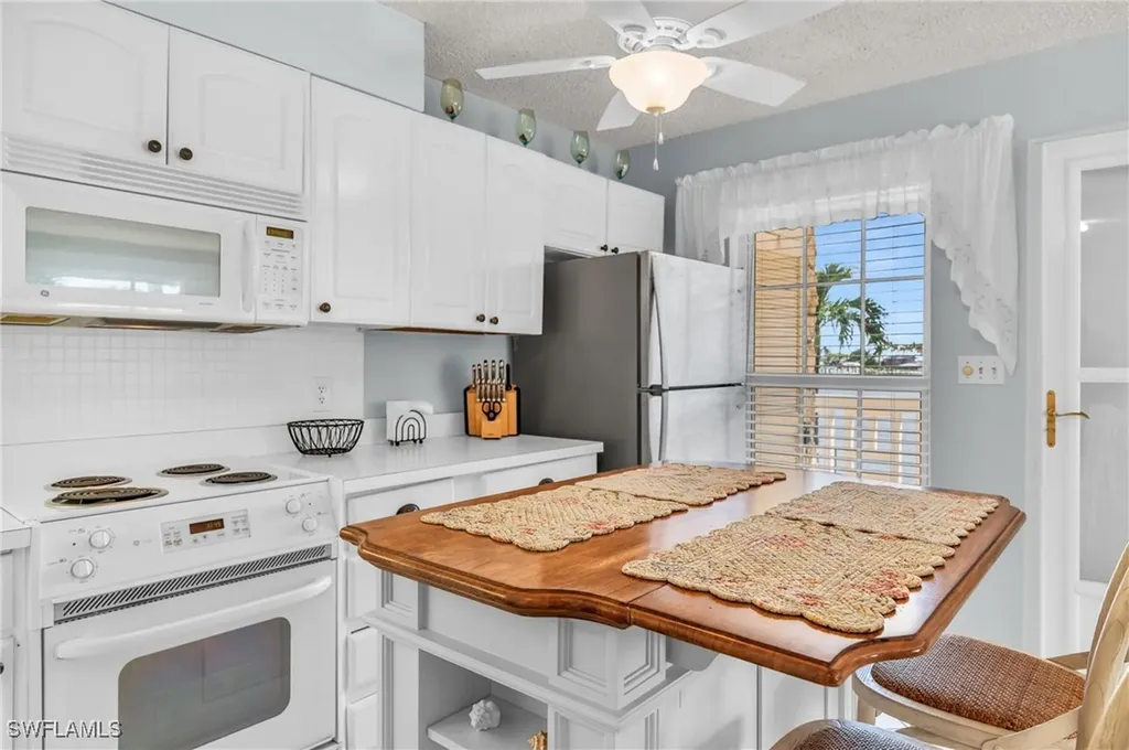 1215 Edington Place Marco Island FL 34145