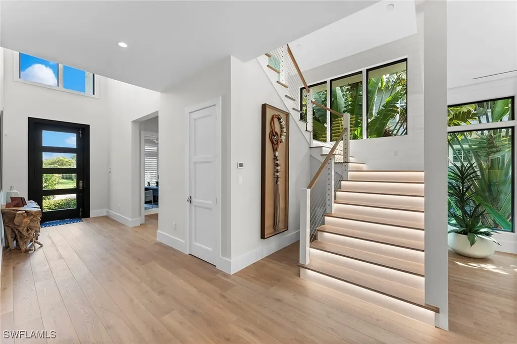644 W Lake Drive Naples FL 34102