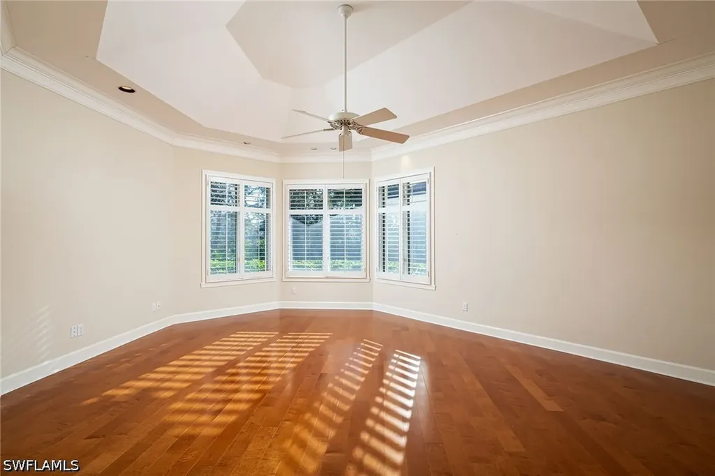 896 Barcarmil Way Naples FL 34110