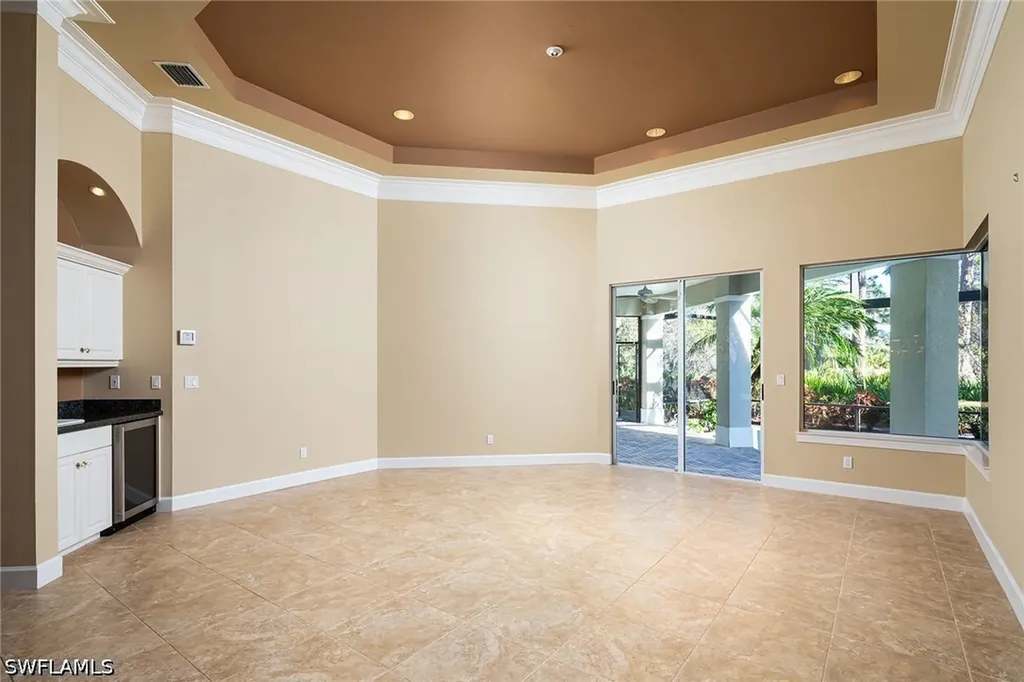 896 Barcarmil Way Naples FL 34110