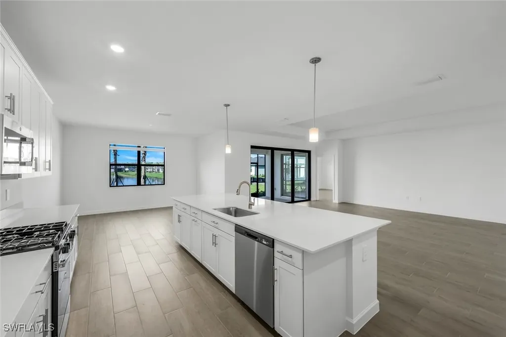 19100 Hanley Boulevard Estero FL 33928