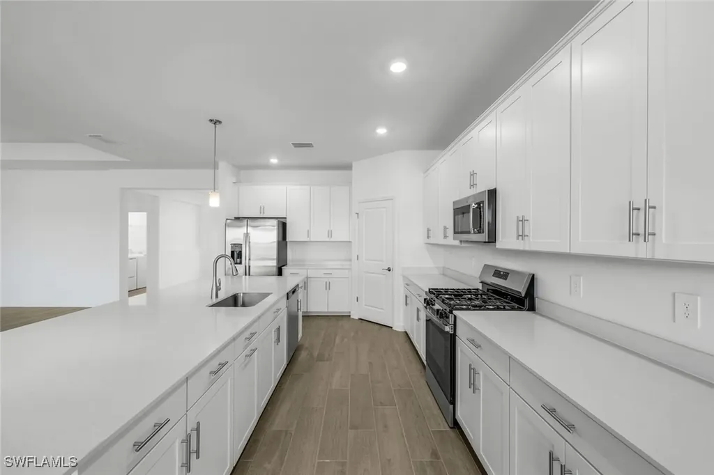 19100 Hanley Boulevard Estero FL 33928