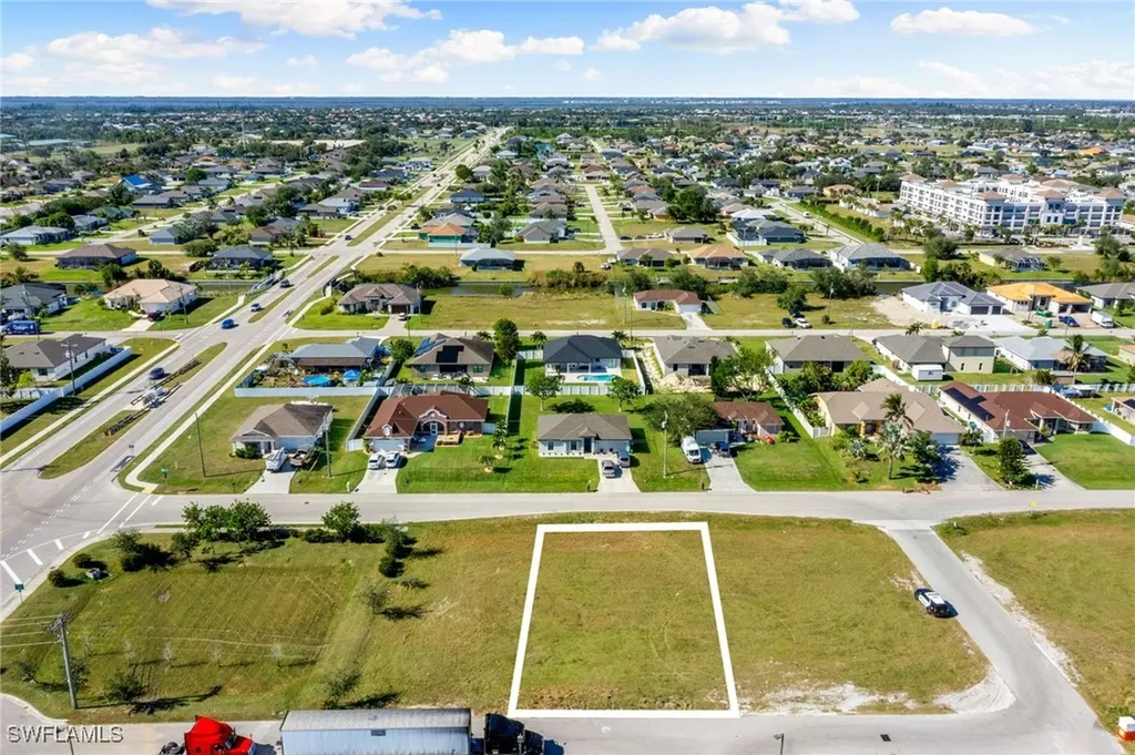 1523 SW 16th Court Cape Coral FL 33991