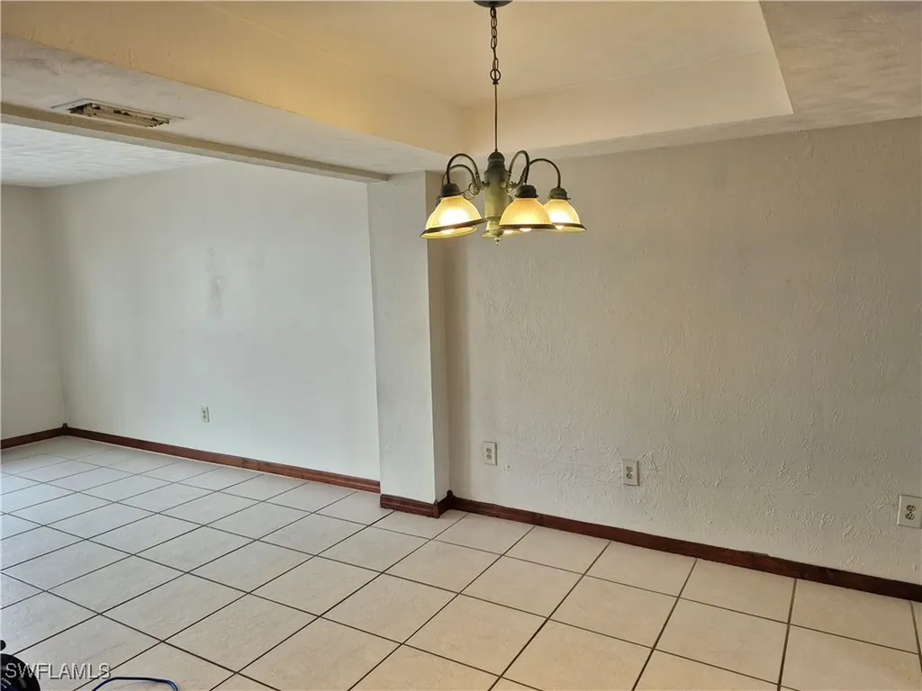 4907 Catalina Drive Naples FL 34112