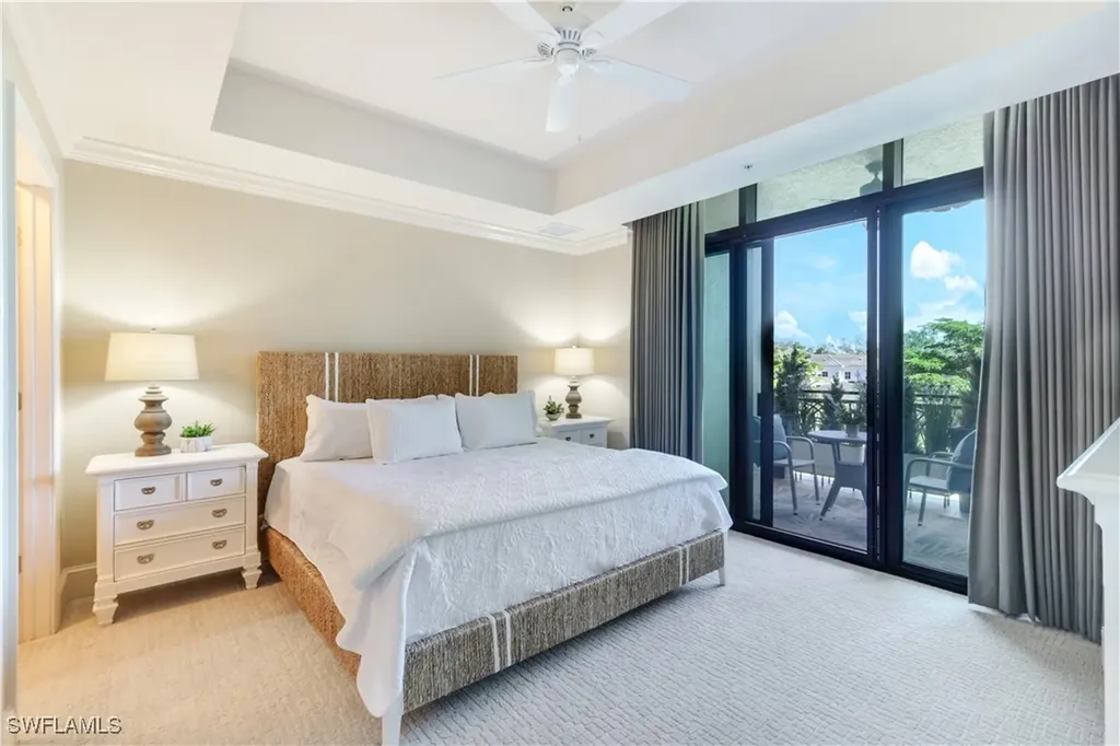 9115 Strada Place Naples FL 34108