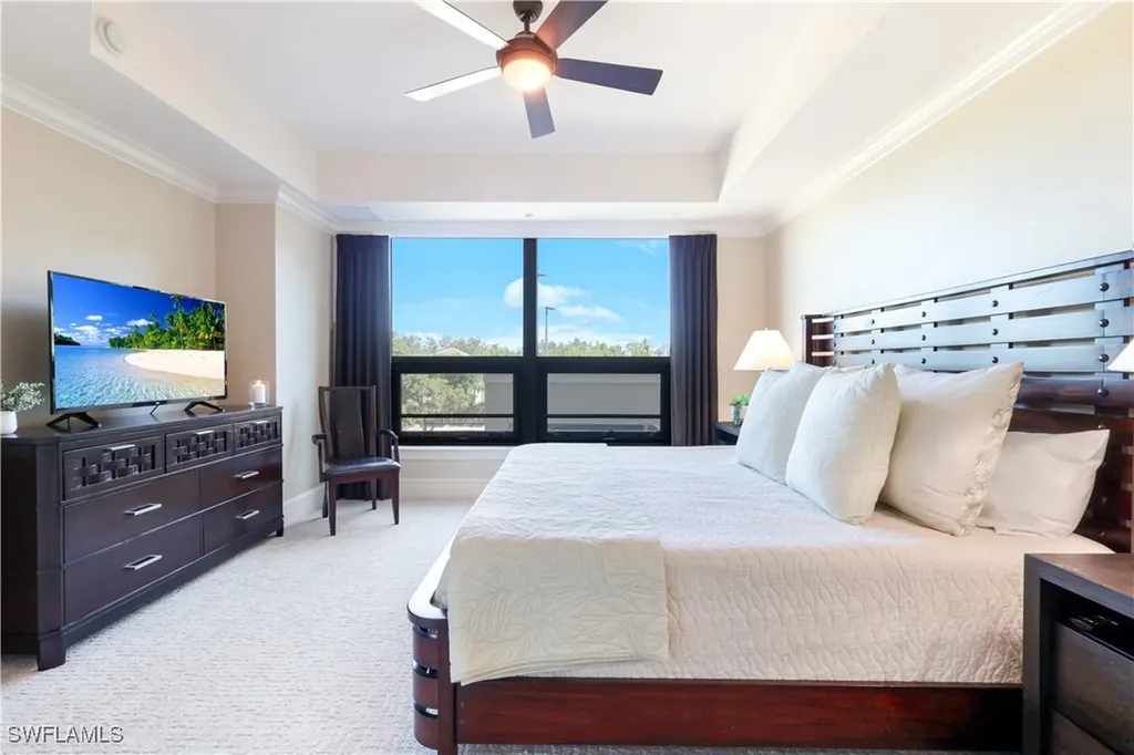 9115 Strada Place Naples FL 34108