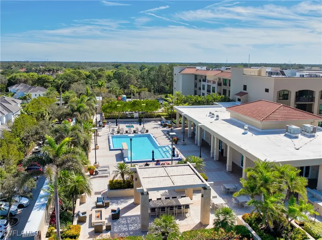 9115 Strada Place Naples FL 34108