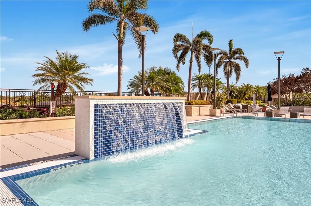9115 Strada Place Naples FL 34108