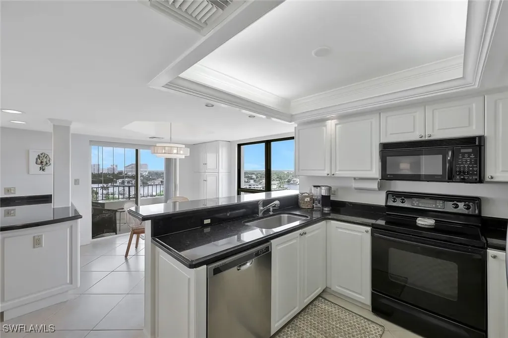 4451 Gulf Shore Boulevard N Naples FL 34103