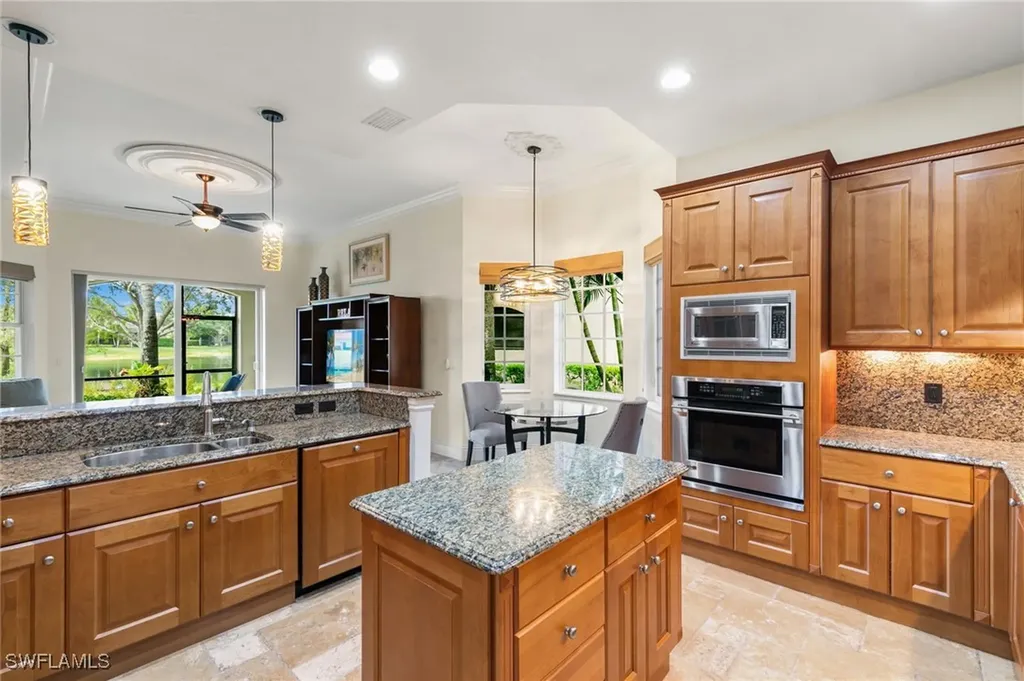 9293 Menaggio Court Naples FL 34114