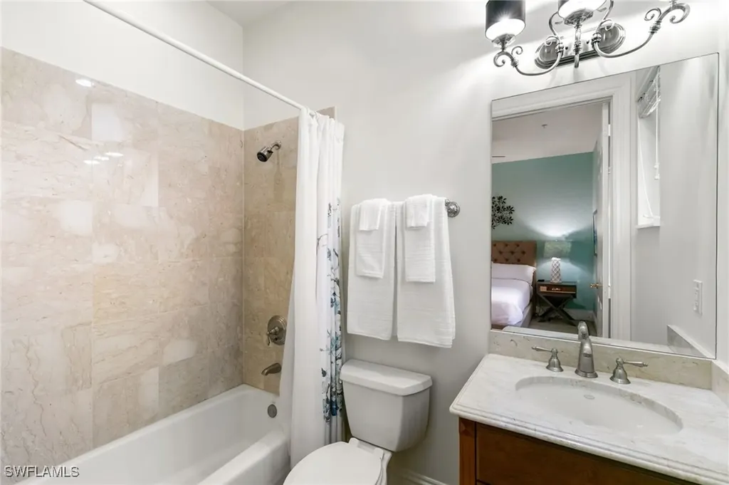 9293 Menaggio Court Naples FL 34114