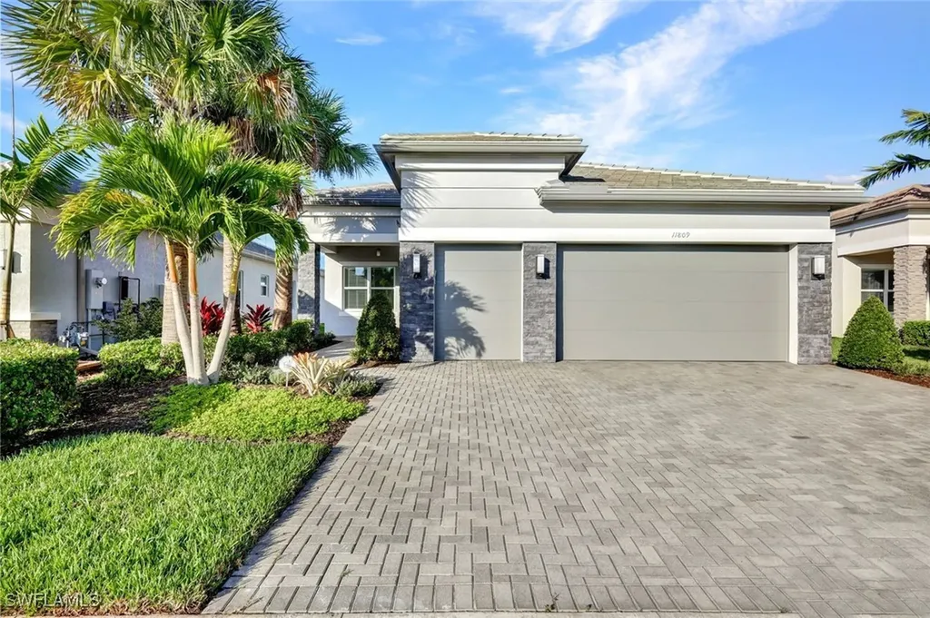 Naples FL, 11809 Drake Lane