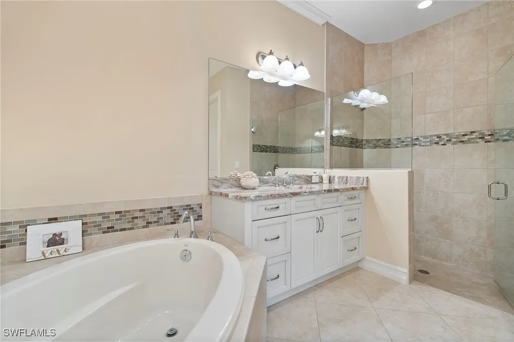 6564 Roma Way Naples FL 34113
