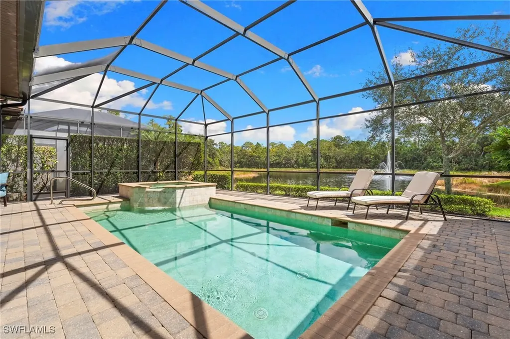 6564 Roma Way Naples FL 34113