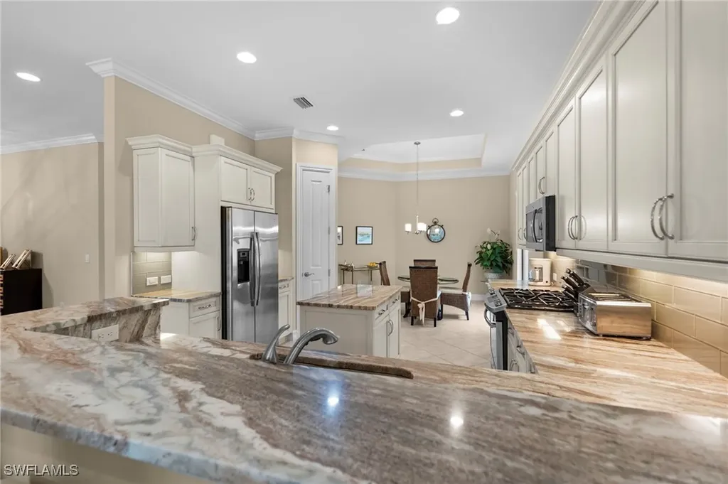 6564 Roma Way Naples FL 34113